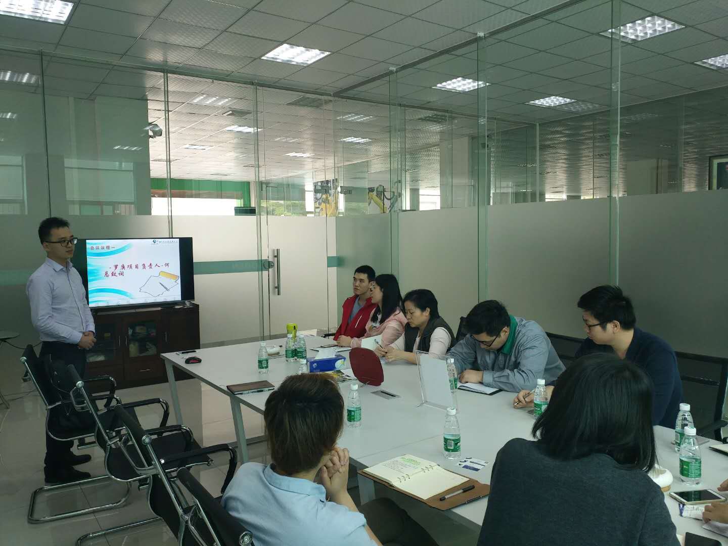 祝贺罗庚机器人签约顺景爱游戏官方网页版-爱游戏(中国)